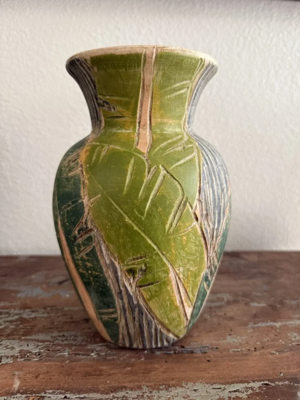 Vintage Green Leaf Ceramic Vase 9” Ribbed Tropical Boho Decor